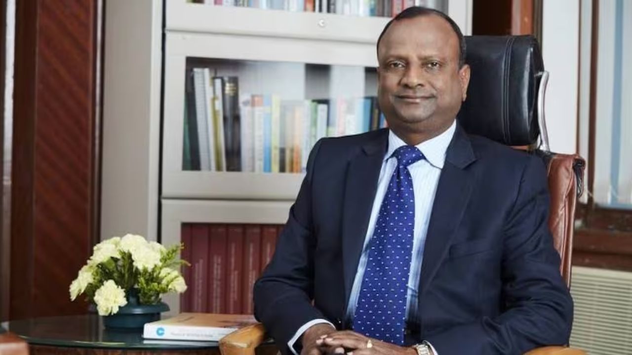 Rajnish Kumar said in the statement that he is keenly looking forward to sharing his knowledge, experience, and expertise with Mastercard as the company becomes an even more deeply embedded player and strategic partner to organizations across the public and private sectors in India. (Image source: Moneycontrol)