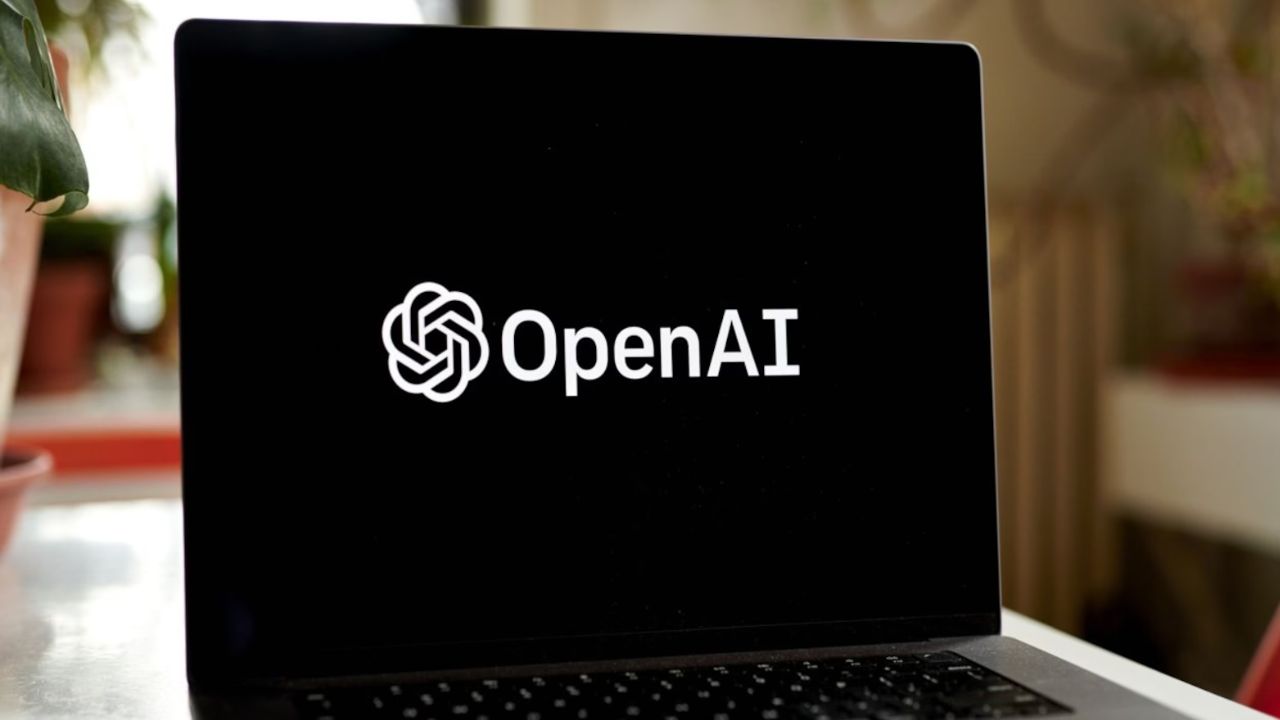 Satya Nadella told CNBC International, has said it’s the choice of OpenAI employees whether they stay in their current roles or move to Microsoft, adding that his company has what it needs to keep innovating on its own. “I’m open to both options,” he said. (Image source: Moneycontrol)