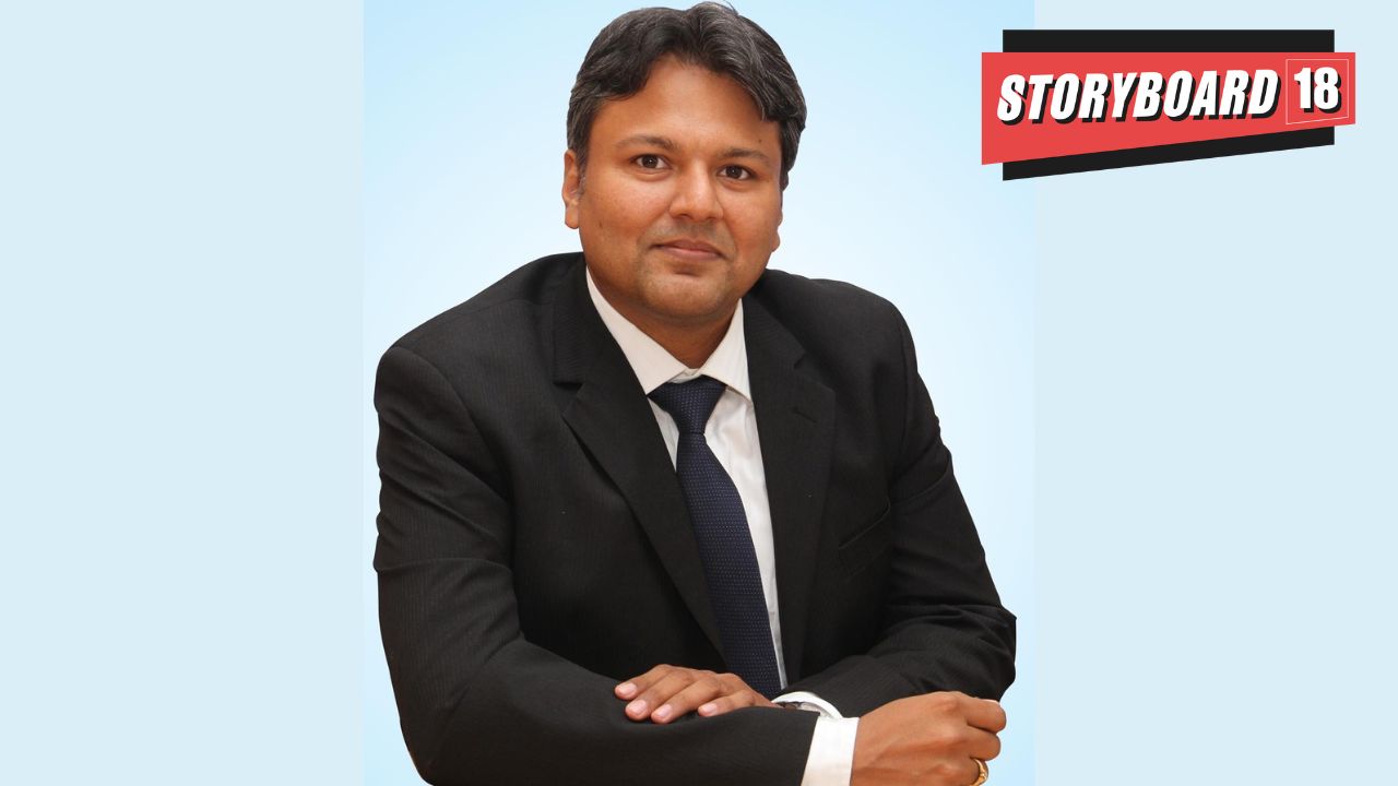 Anand Singhi is experienced across business operations, underwriting, claims, sales, marketing, and distribution.